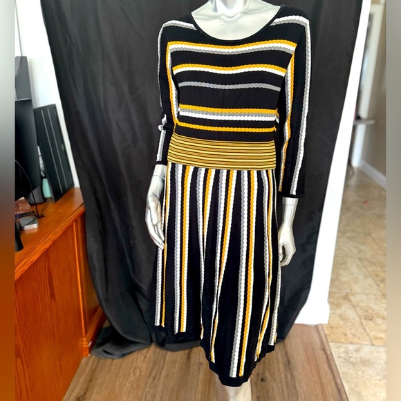 Black Asymmetrical dress EUC - Picture 1 of 6